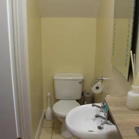 Diamond House アパート *